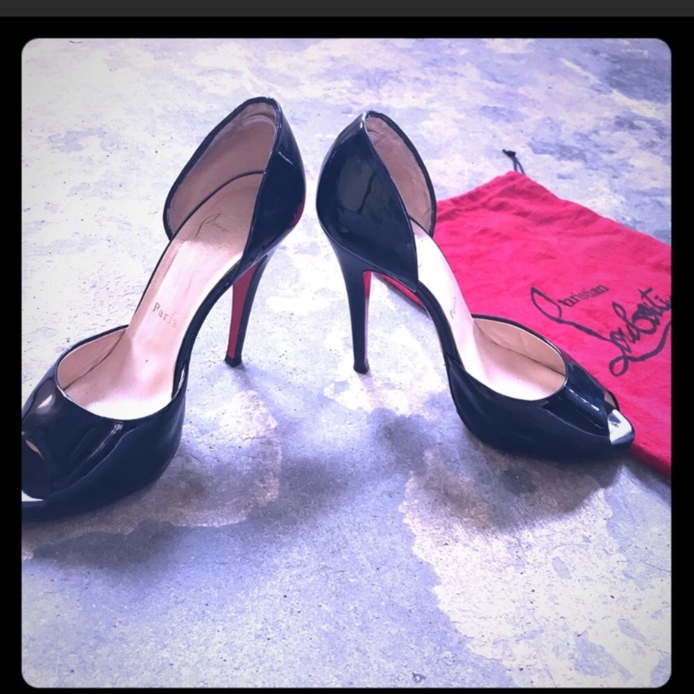 Christian Louboutin Peep Toe